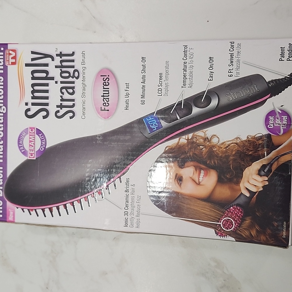 Simply Straight Ceramic Straightening Brush - Picture 2 of 2